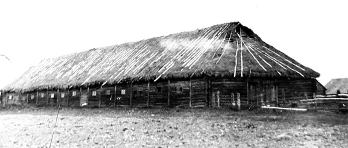 Возле этого сарая была схвачена Зоя Космодемьянская