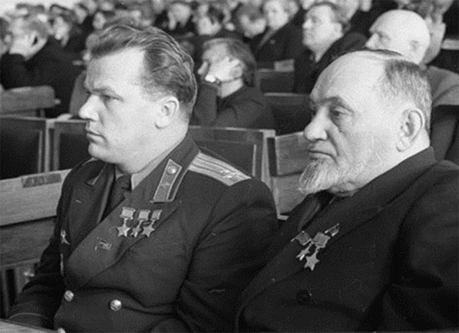 Иван Кожедуб и Сидор Ковпак