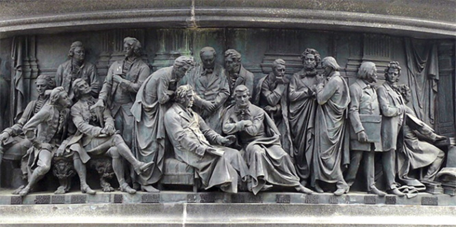 Скульптурная группа «Писатели и художники» памятника «Тысячелетие России».