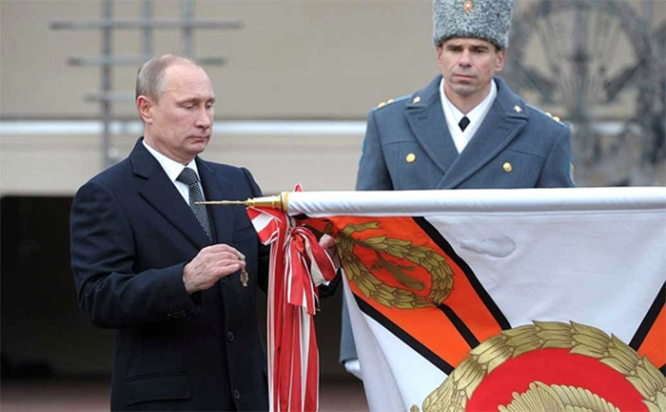 Вручение Президентом России Владимиром Путиным ордена Суворова, 15 ноября 2013 года.