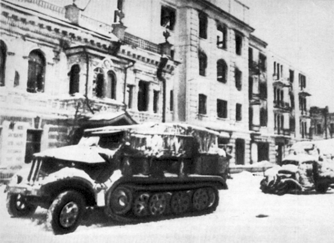 Разбитая техника немцев в Калинине.