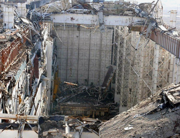 Разрушенный ангар, где находился советский орбитальный корабль-ракетоплан многоразовой транспортной космической системы, созданный в рамках программы «Энергия – Буран»