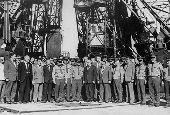 Строители Байконура на стартовой площадке. 1970-е годы