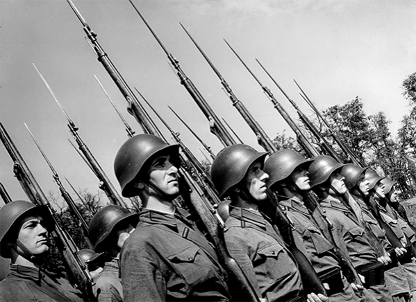 Красная Армия в годы Великой Отечественной войны. В своих оценках руководство гитлеровского Рейха недооценило реальный потенциал Красной Армии