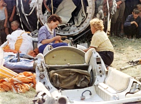 Валентина Терешкова после приземления