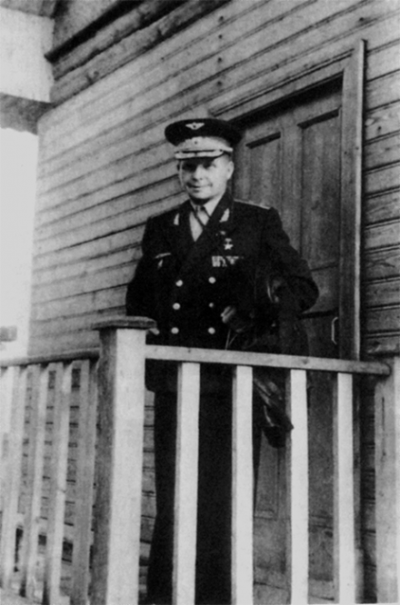 Сергей Владимирович Ильюшин в Дилялево, 1957 г.