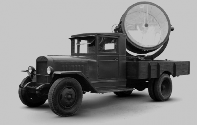 Мобильная зенитная прожекторная станция «3-15-4» на базе автомобиля ЗиС-5