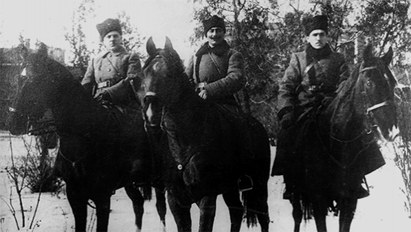 Командиры 1-й Конной армии К. Е. Ворошилов, С. М. Буденный, С. К. Минин