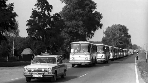 Эвакуация жителей города Припяти после аварии на Чернобыльской АЭС