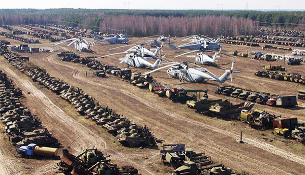 Свалка спецтехники, которая участвовала в ликвидации аварии на Чернобыльской АЭС