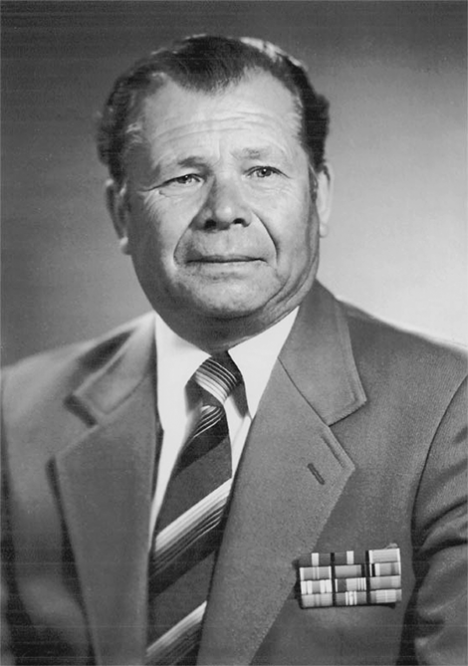 Смирнов Геннадий Николаевич.