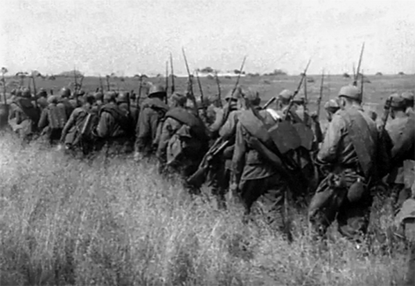 Фронт приближался к Москве. Наша армия была вынуждена оставить Смоленск