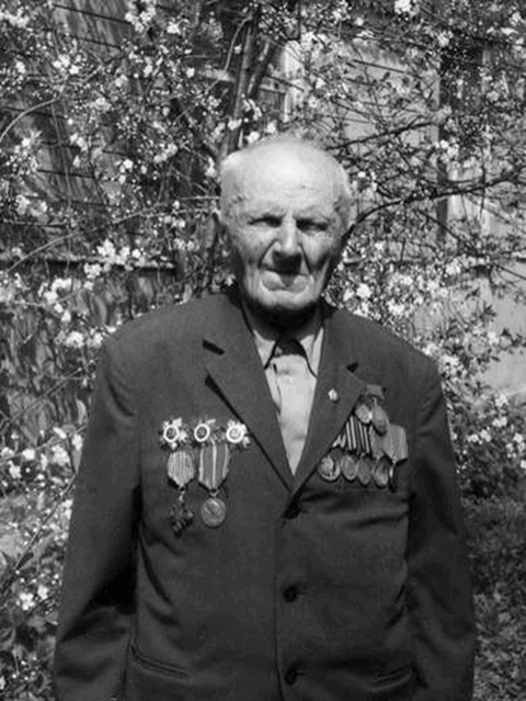 Николай Михайлович Макунин награжден многими орденами и медалями